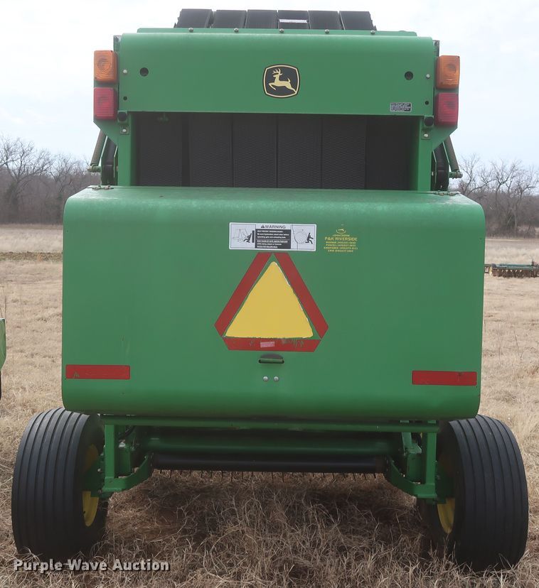 image for item HK9720 2005 John Deere 467  round baler