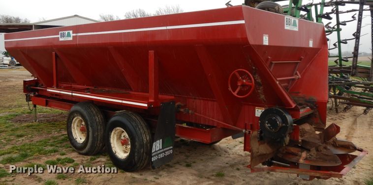 image for item HO9327 BBI  manure spreader