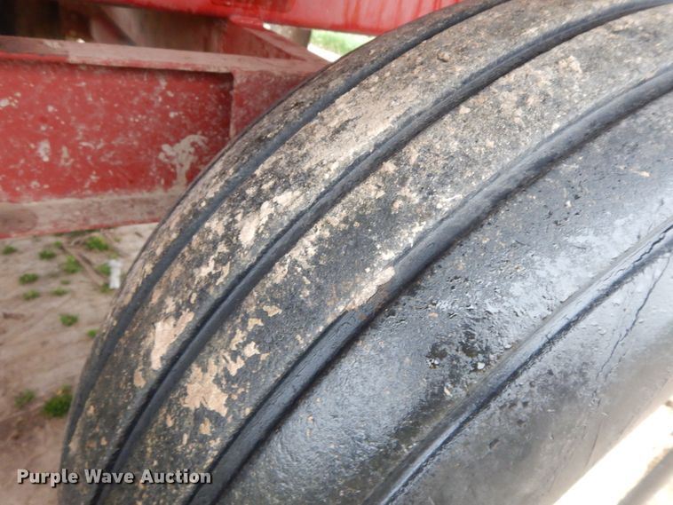 image for item HO9327 BBI  manure spreader