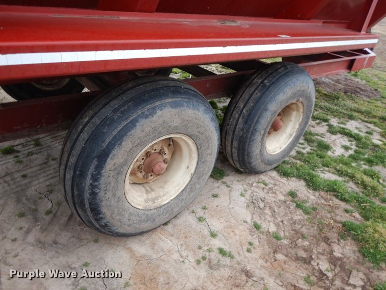 image for item HO9327 BBI  manure spreader