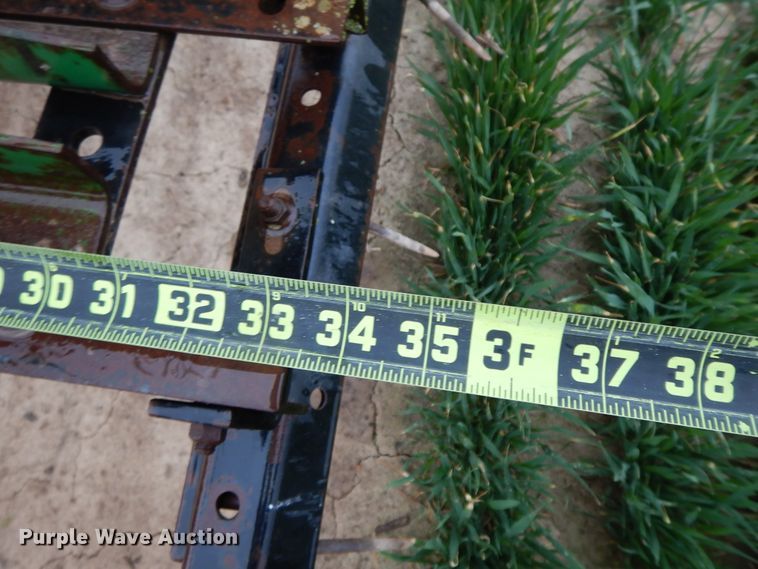 image for item HO9328 John Deere 960  field cultivator