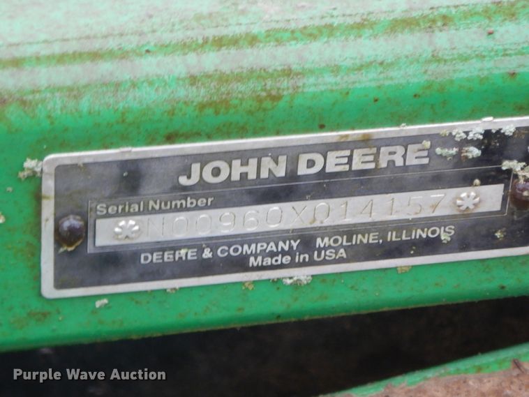 image for item HO9328 John Deere 960  field cultivator