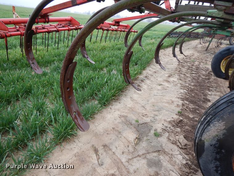 image for item HO9329 John Deere  field cultivator