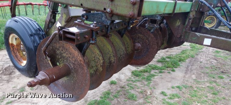 image for item HO9329 John Deere  field cultivator