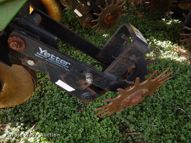 image for item HO9334 John Deere 7200 Max Emerge 2  no-till planter