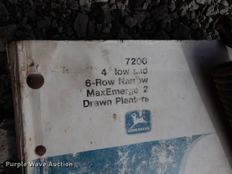 image for item HO9334 John Deere 7200 Max Emerge 2  no-till planter