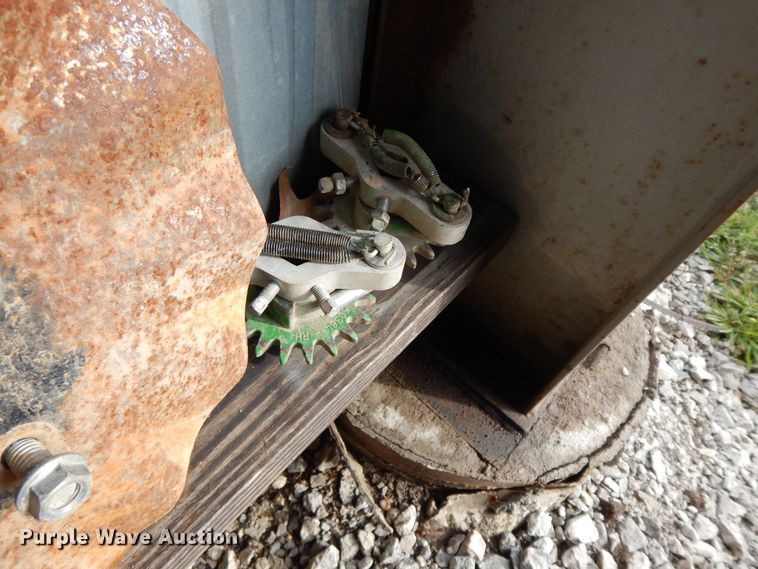 image for item HO9334 John Deere 7200 Max Emerge 2  no-till planter