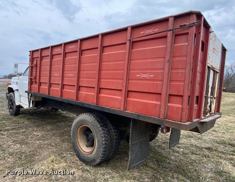 image for item HR9485 1979  Chevrolet C70  grain truck