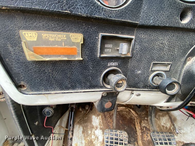 image for item HR9485 1979  Chevrolet C70  grain truck