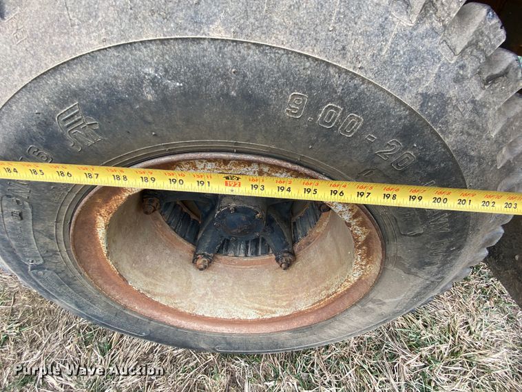 image for item HR9485 1979  Chevrolet C70  grain truck