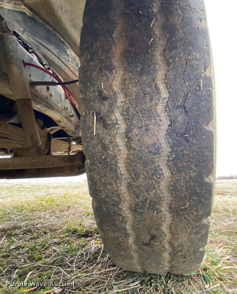 image for item HR9485 1979  Chevrolet C70  grain truck