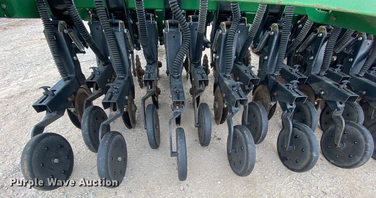 image for item HR9491 Great Plains 2N2410  no-till grain drill