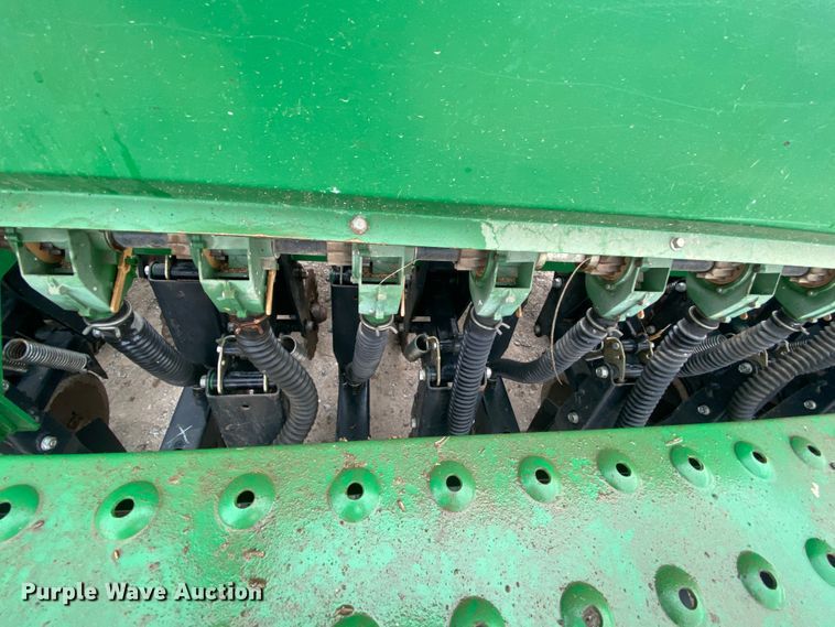 image for item HR9491 Great Plains 2N2410  no-till grain drill