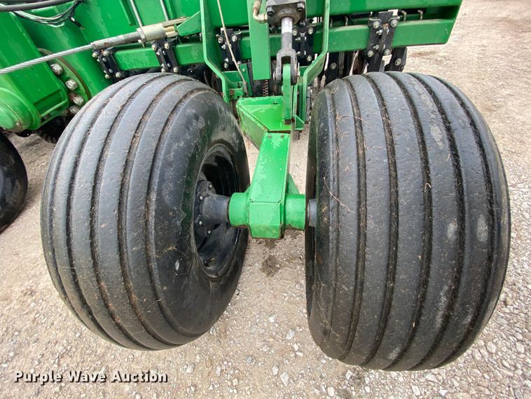 image for item HR9491 Great Plains 2N2410  no-till grain drill