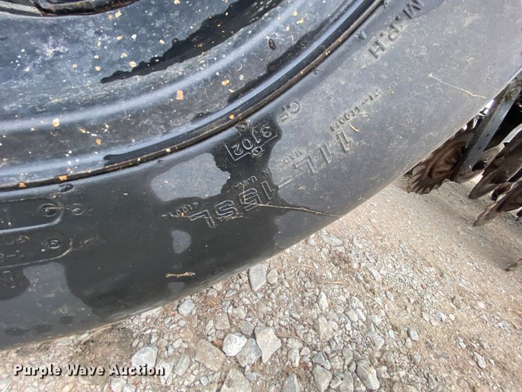 image for item HR9491 Great Plains 2N2410  no-till grain drill