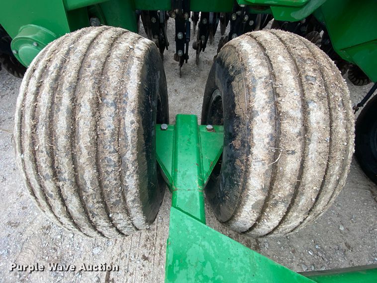 image for item HR9491 Great Plains 2N2410  no-till grain drill