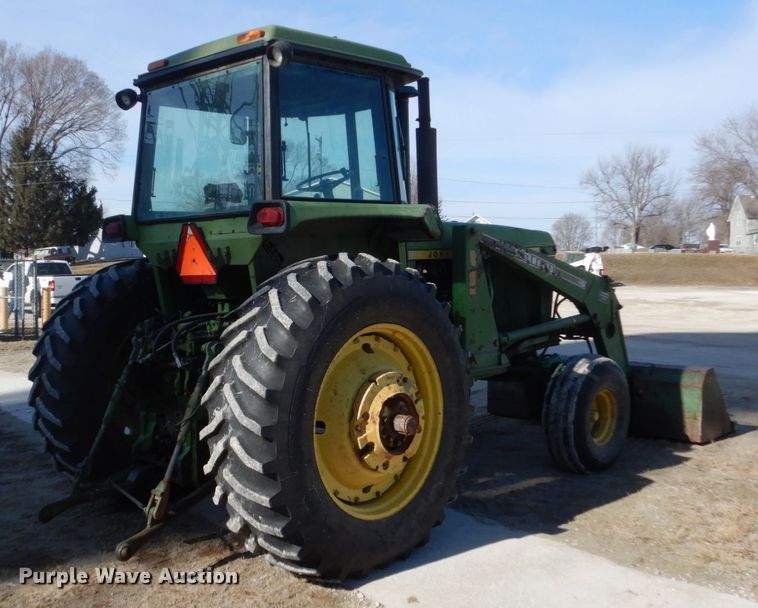 image for item HS9982 1975 John Deere 4630  tractor