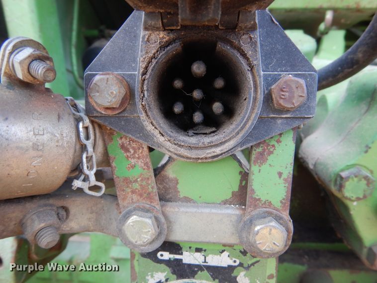 image for item HS9982 1975 John Deere 4630  tractor