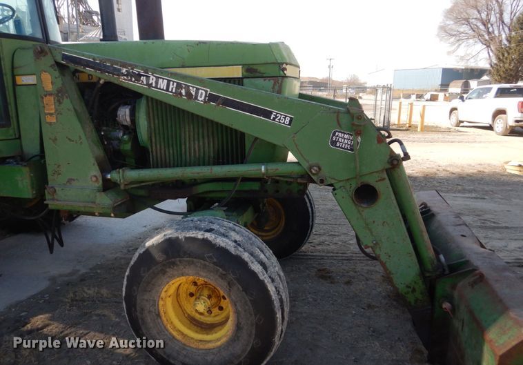 image for item HS9982 1975 John Deere 4630  tractor