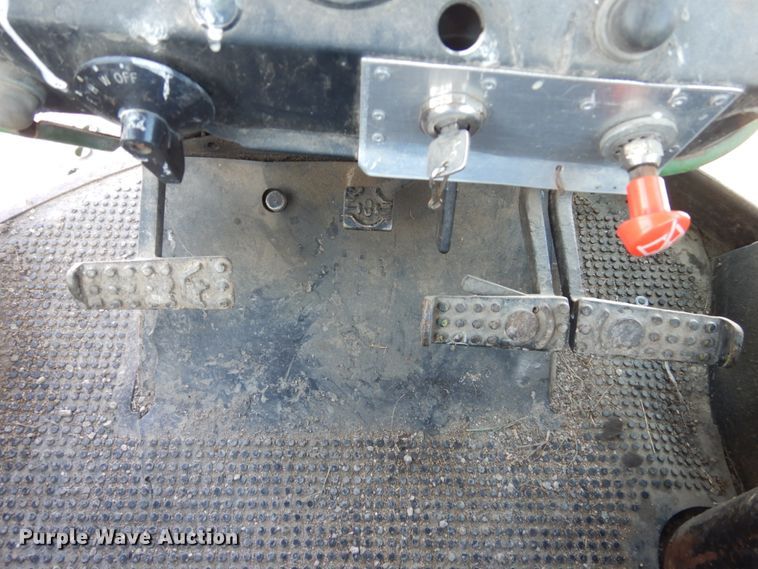 image for item HS9982 1975 John Deere 4630  tractor