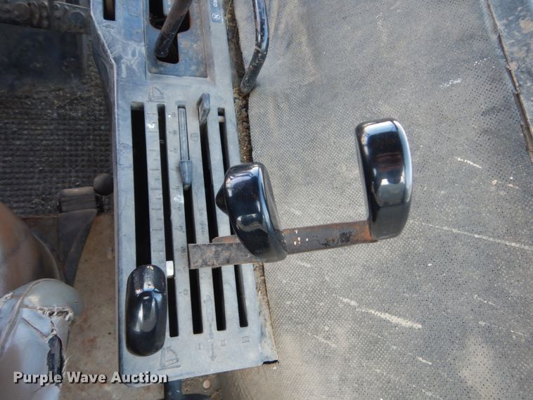 image for item HS9982 1975 John Deere 4630  tractor