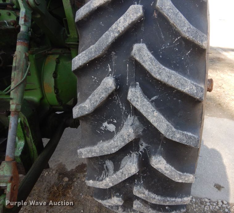 image for item HS9982 1975 John Deere 4630  tractor