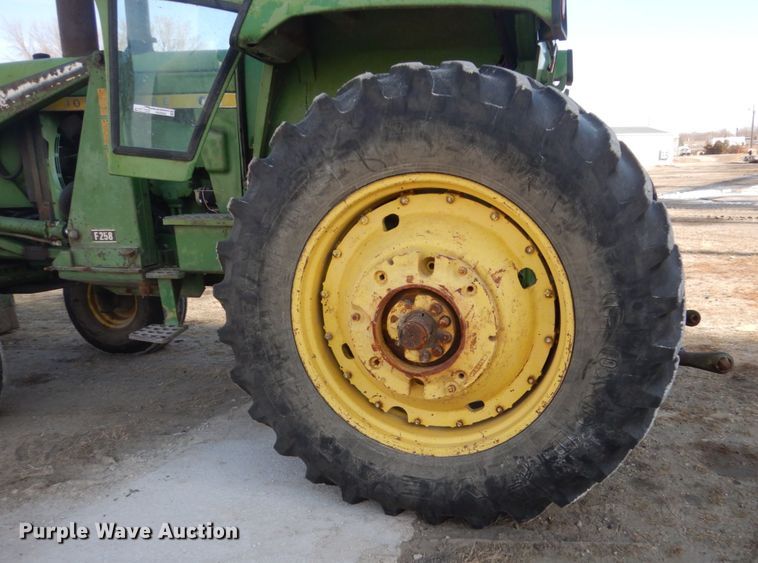 image for item HS9982 1975 John Deere 4630  tractor