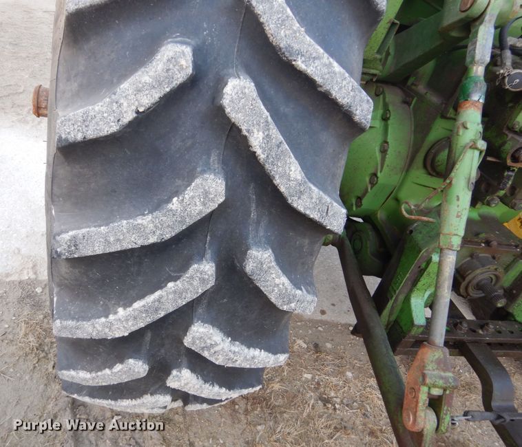 image for item HS9982 1975 John Deere 4630  tractor