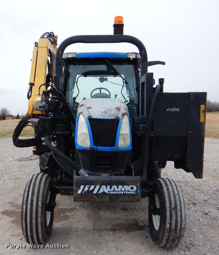 image for item HX9176 2004 New Holland TS115A  tractor