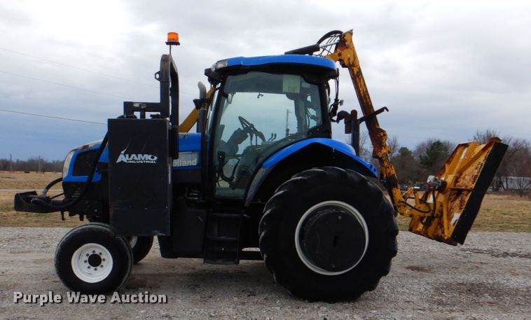 image for item HX9176 2004 New Holland TS115A  tractor