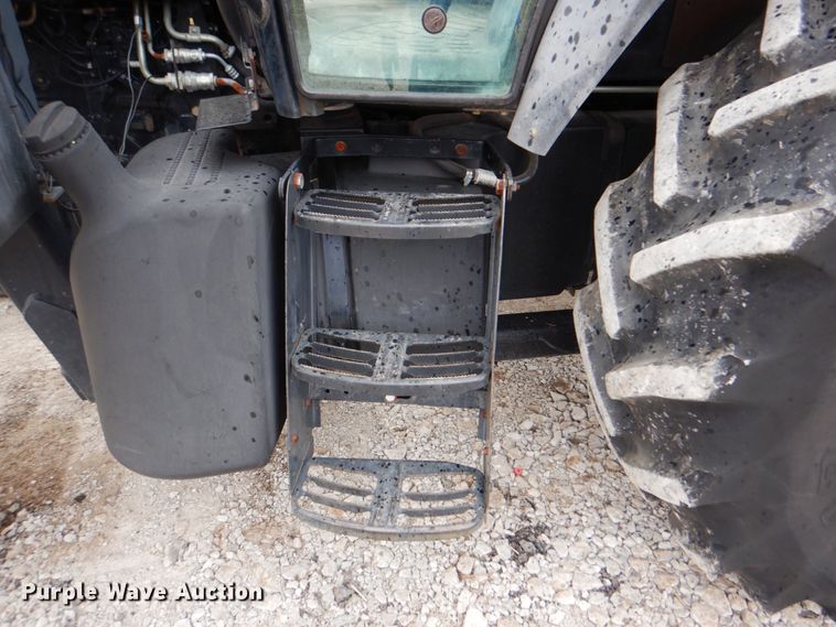 image for item HX9176 2004 New Holland TS115A  tractor