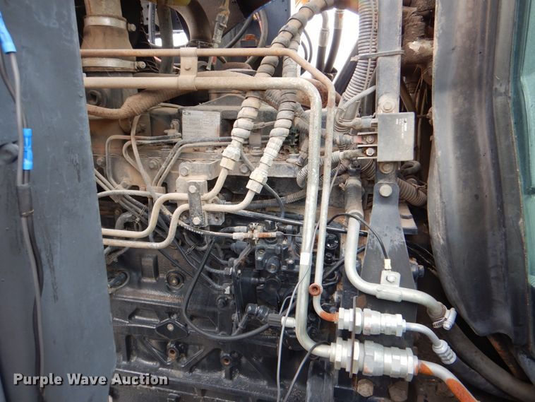 image for item HX9176 2004 New Holland TS115A  tractor