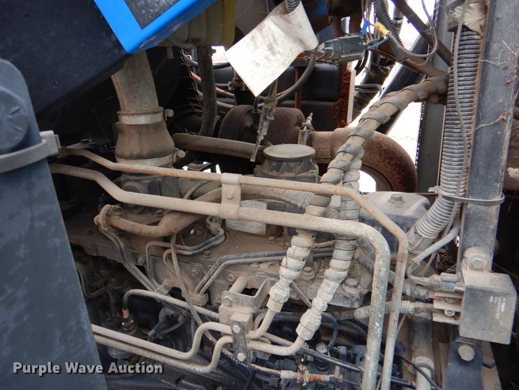 image for item HX9176 2004 New Holland TS115A  tractor