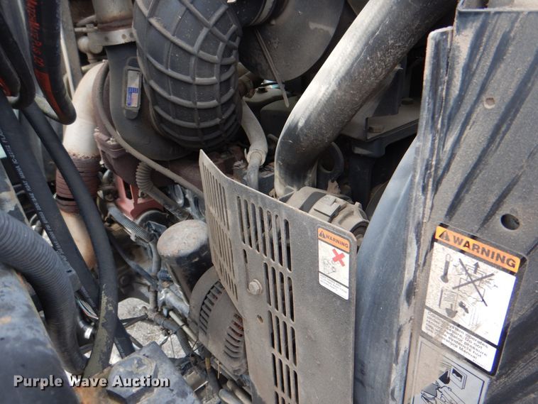 image for item HX9176 2004 New Holland TS115A  tractor