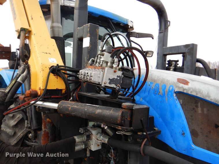 image for item HX9176 2004 New Holland TS115A  tractor