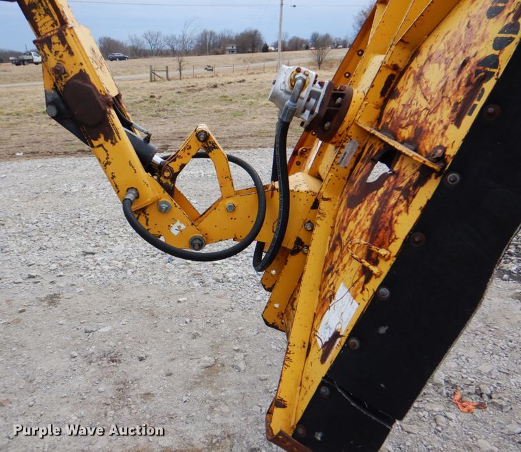 image for item HX9176 2004 New Holland TS115A  tractor