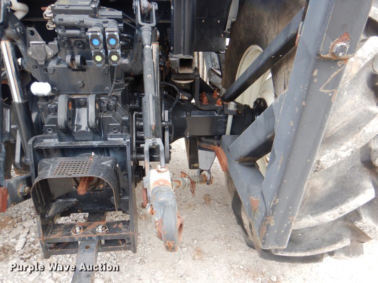 image for item HX9176 2004 New Holland TS115A  tractor