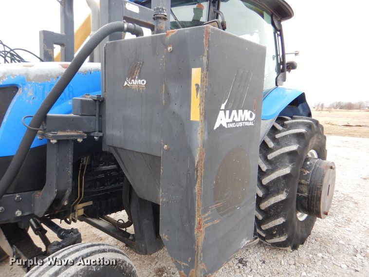 image for item HX9176 2004 New Holland TS115A  tractor