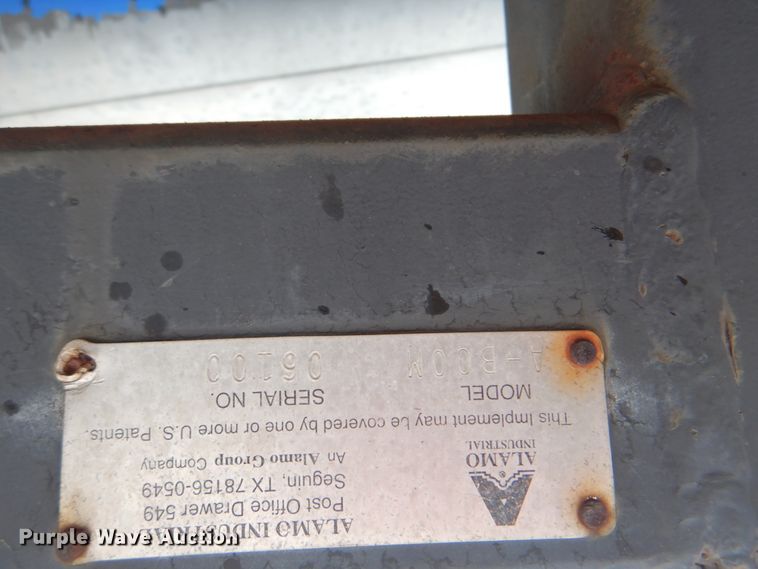 image for item HX9176 2004 New Holland TS115A  tractor