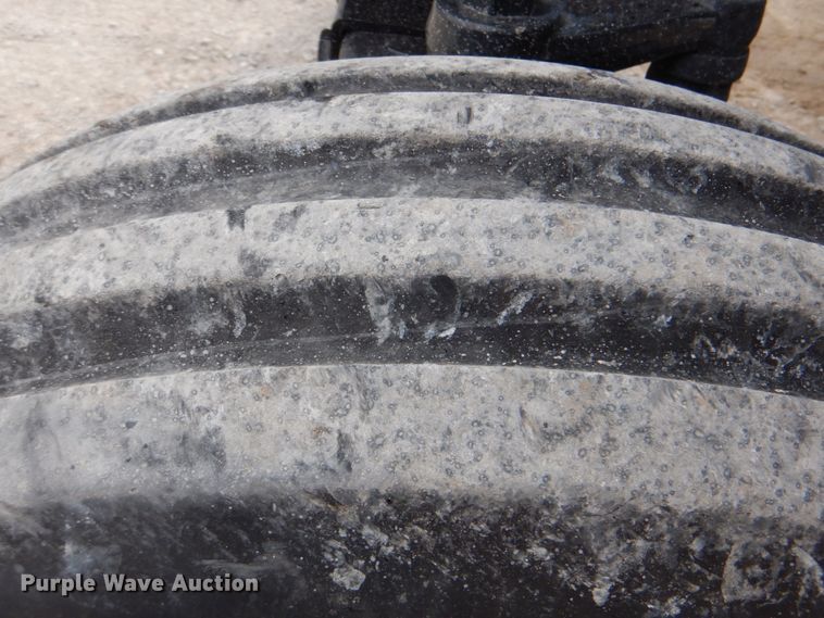 image for item HX9176 2004 New Holland TS115A  tractor