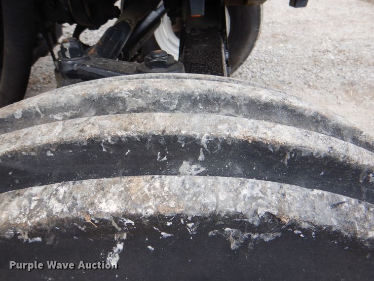 image for item HX9176 2004 New Holland TS115A  tractor