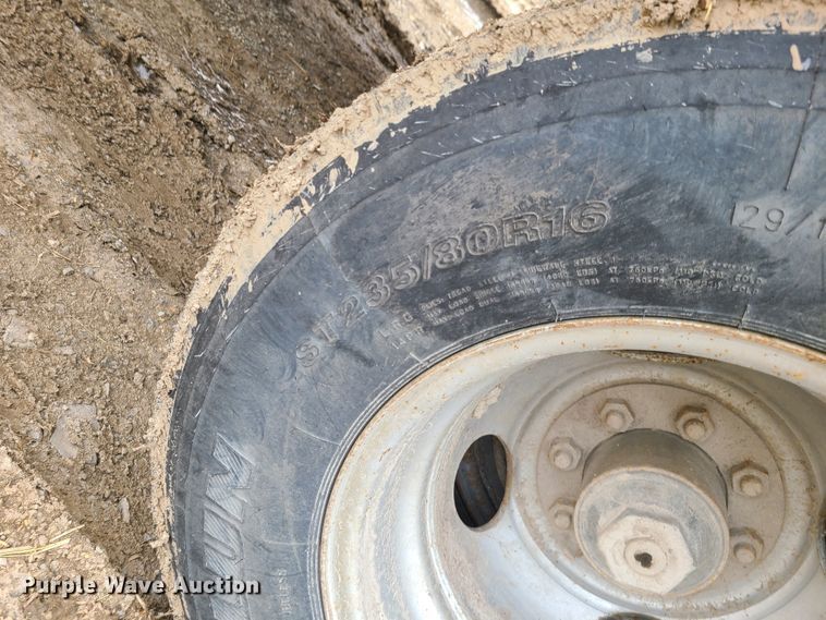 image for item IA9299 2001 L&L equipment trailer