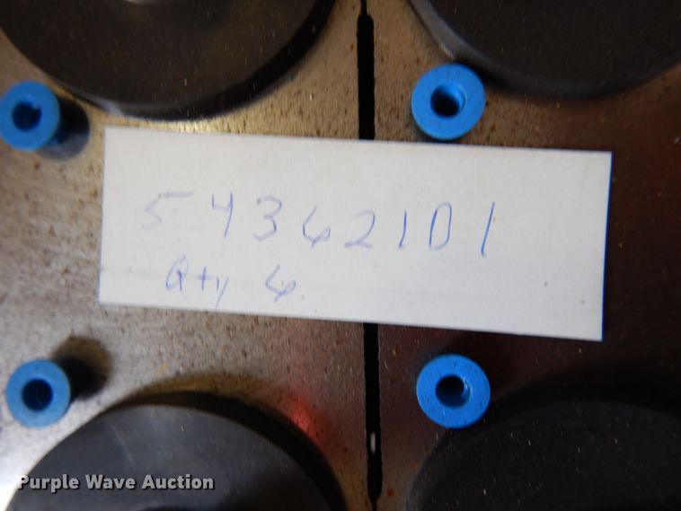 image for item IA9438 (6) Husco valves