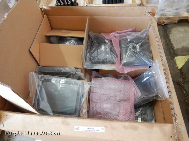 image for item IA9440 (22) TopCon C3000 monitors