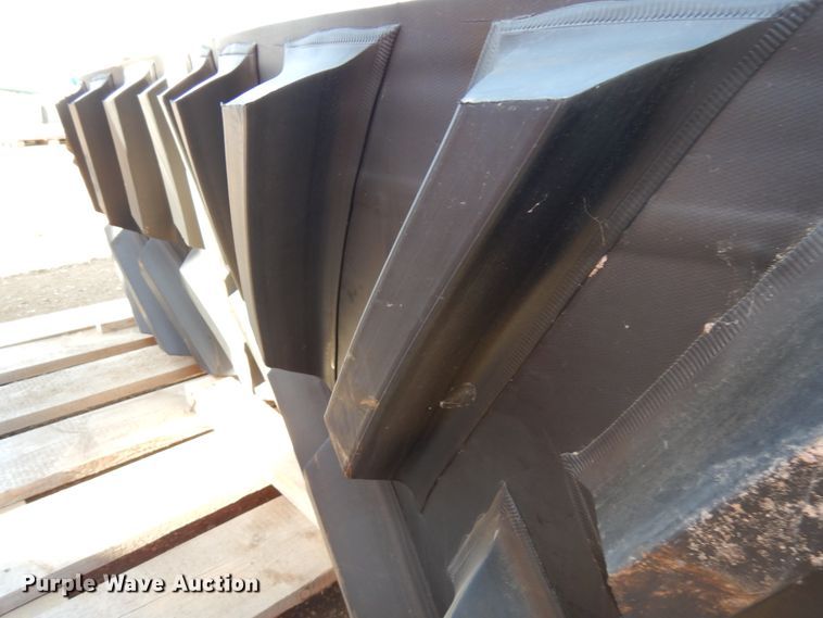 image for item IA9443 (2) Camsco AG3500 tracks