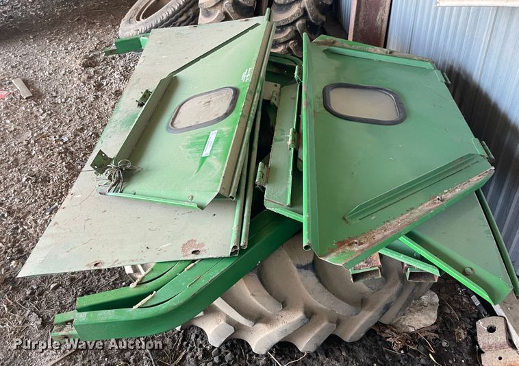 image for item II9254 Maurer Manufacturing Inc.  combine bin extensions