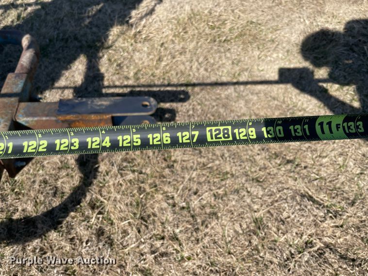 image for item II9257 Priefert 85  livestock squeeze chute