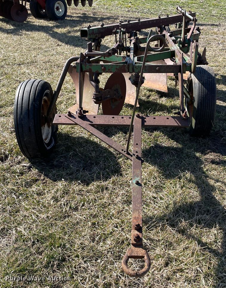 image for item II9259 John Deere 416  four bottom plow