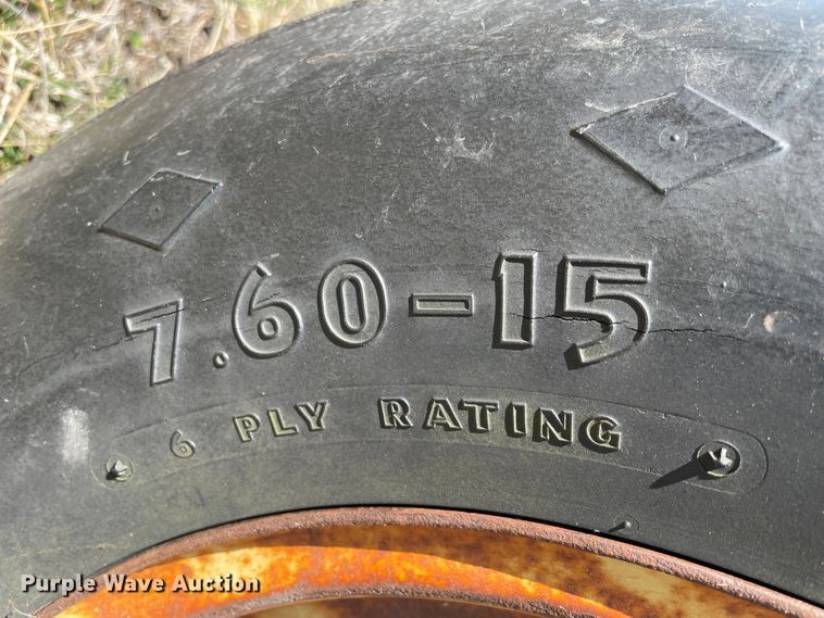 image for item II9259 John Deere 416  four bottom plow