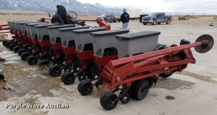 image for item IP9084 Case IH 1200  no-till planter